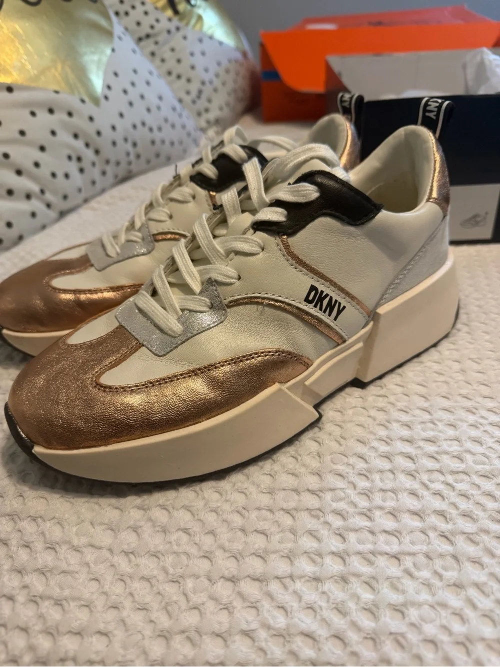 DKNY White, Rose Gold & Silver Leather Platform retro Sneakers